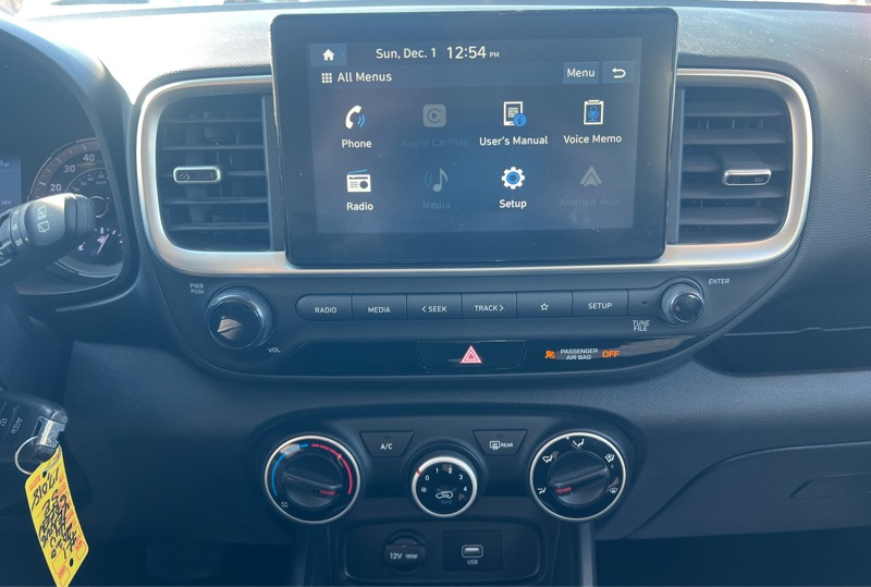 Hyundai Venue SE 4D SUV FWD at 2020