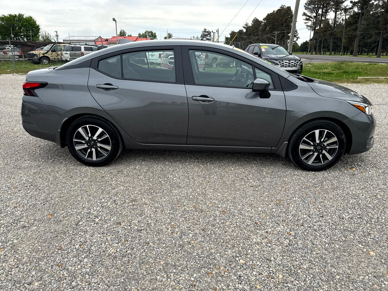 Nissan Versa SV 2024
