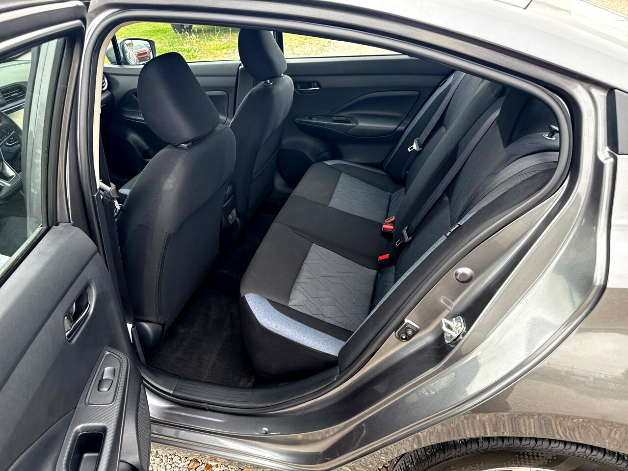 Nissan Versa SV 2024