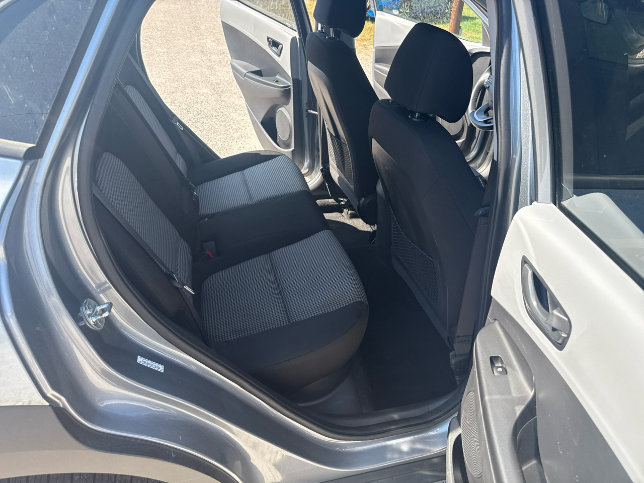 Hyundai Kona SEL 4D SUV FWD 2.0L 2021