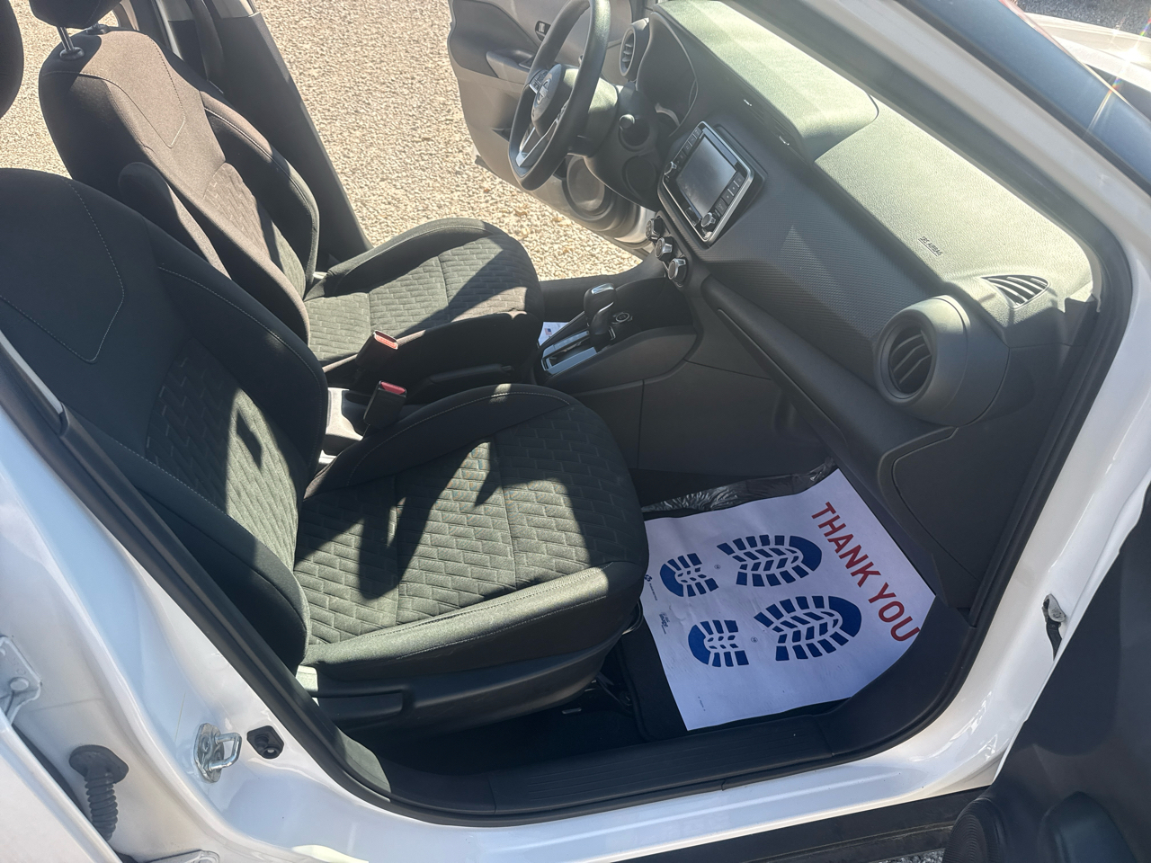 Nissan Kicks S 4D SUV FWD 2022