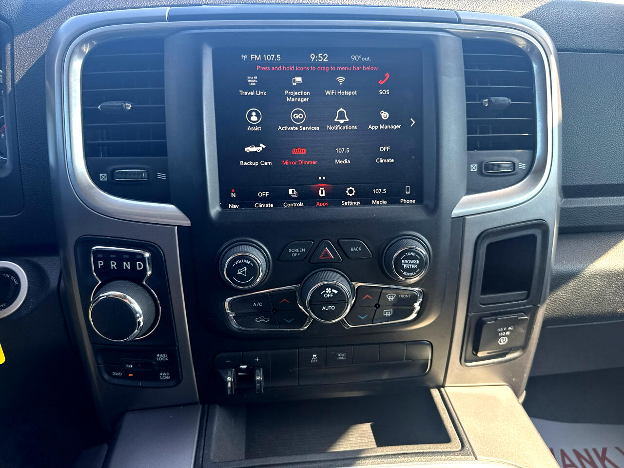 RAM 1500 Classic Tradesman Crew Cab SWB 4WD 2022