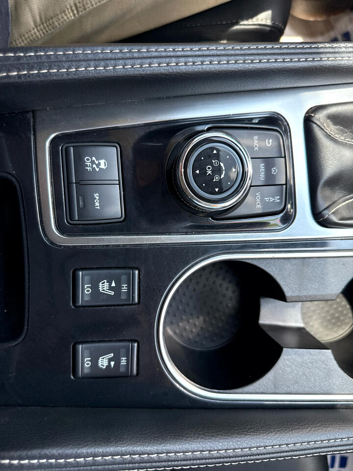 Nissan Maxima 3.5 SV 2023