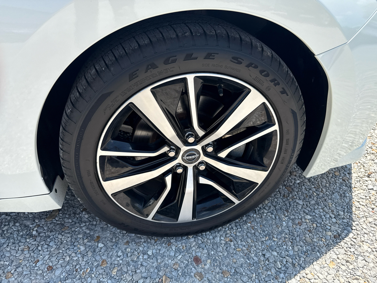 Nissan Maxima SV 4D Sedan 2023