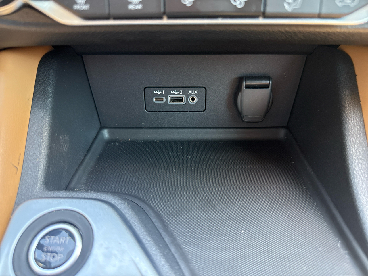 Nissan Sentra SV 4D Sedan 2023