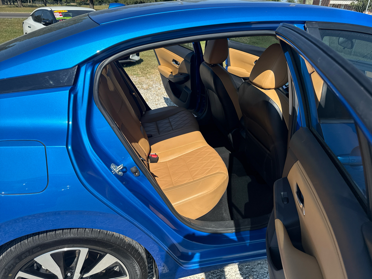 Nissan Sentra SV 4D Sedan 2023