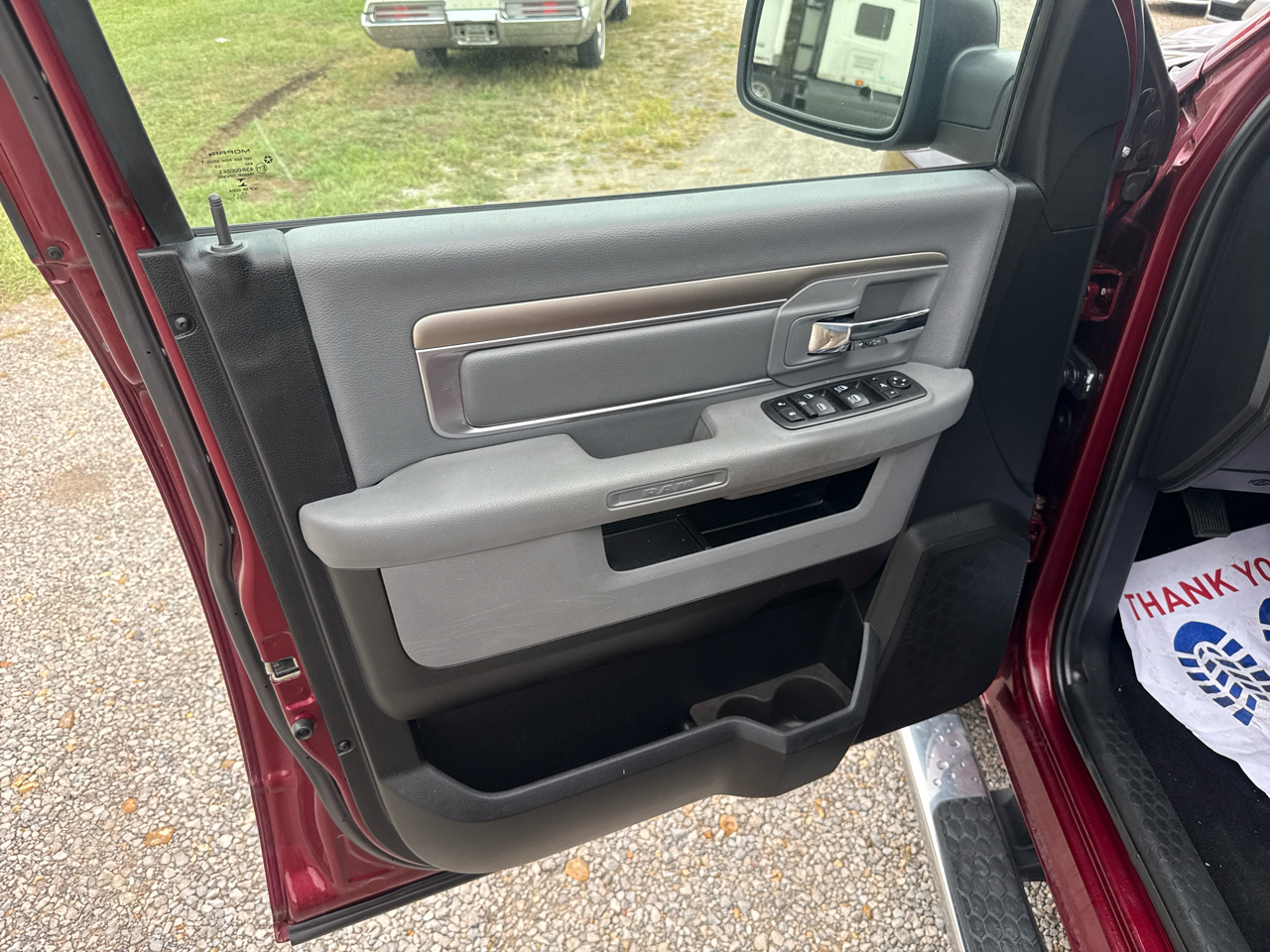 RAM 1500 SLT Crew Cab 4WD SWB 2018