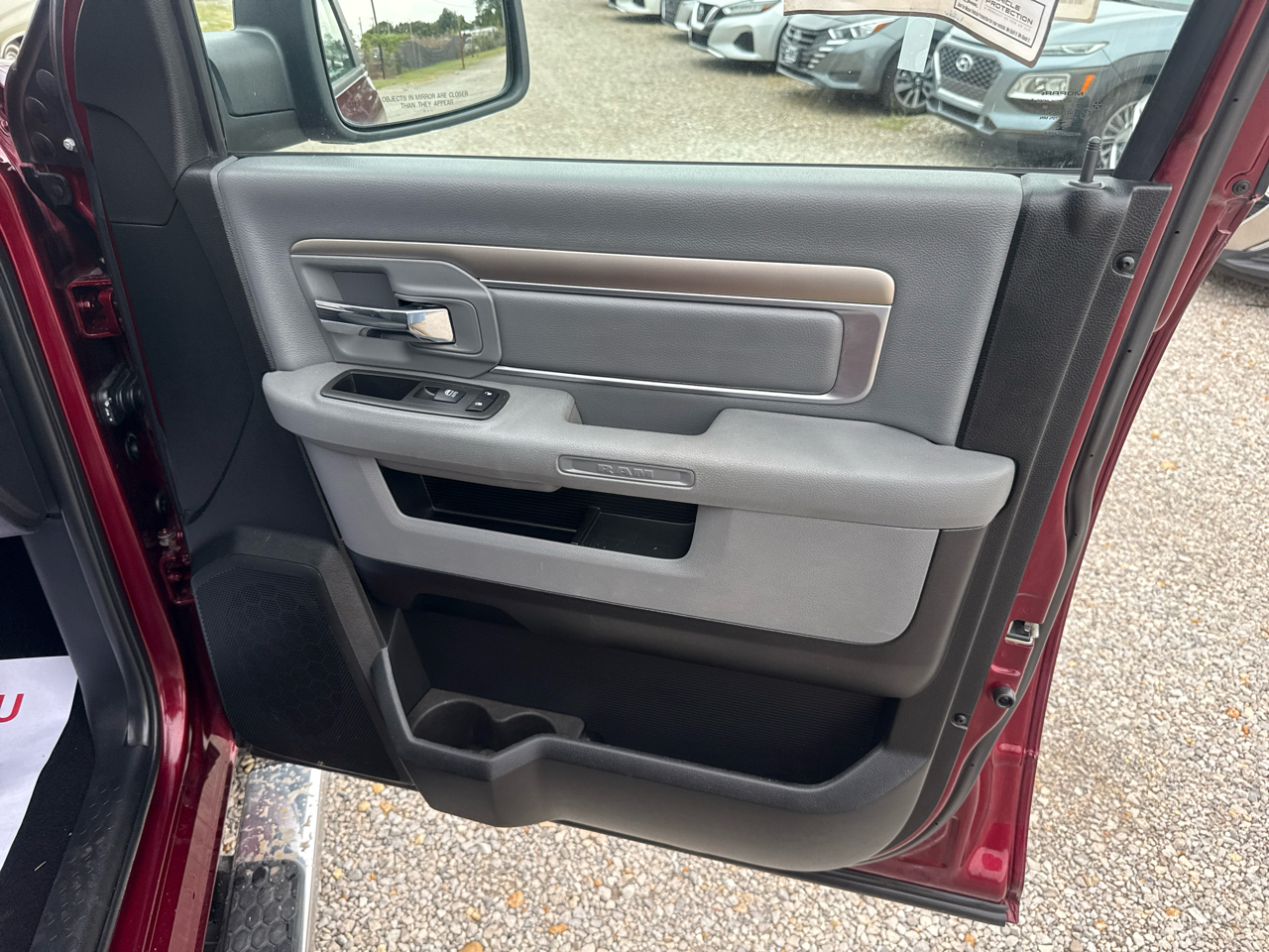 RAM 1500 SLT Crew Cab 4WD SWB 2018