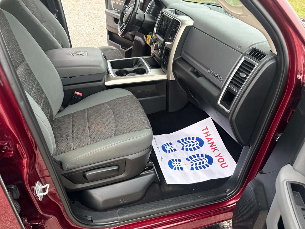 RAM 1500 SLT Crew Cab 4WD SWB 2018