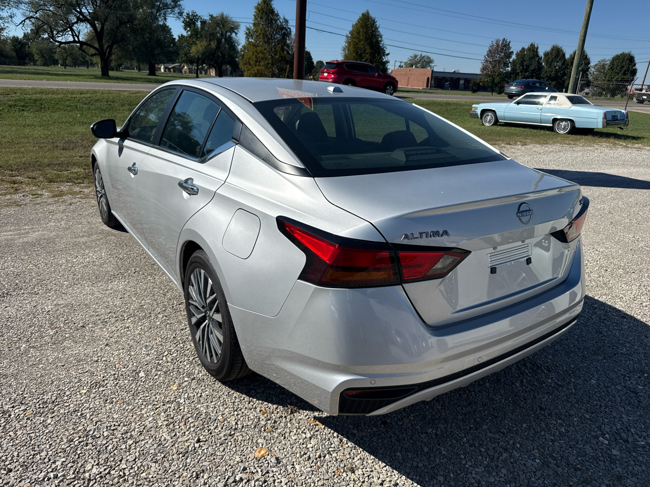 Nissan Altima SV 4D Sedan 2.5 2023