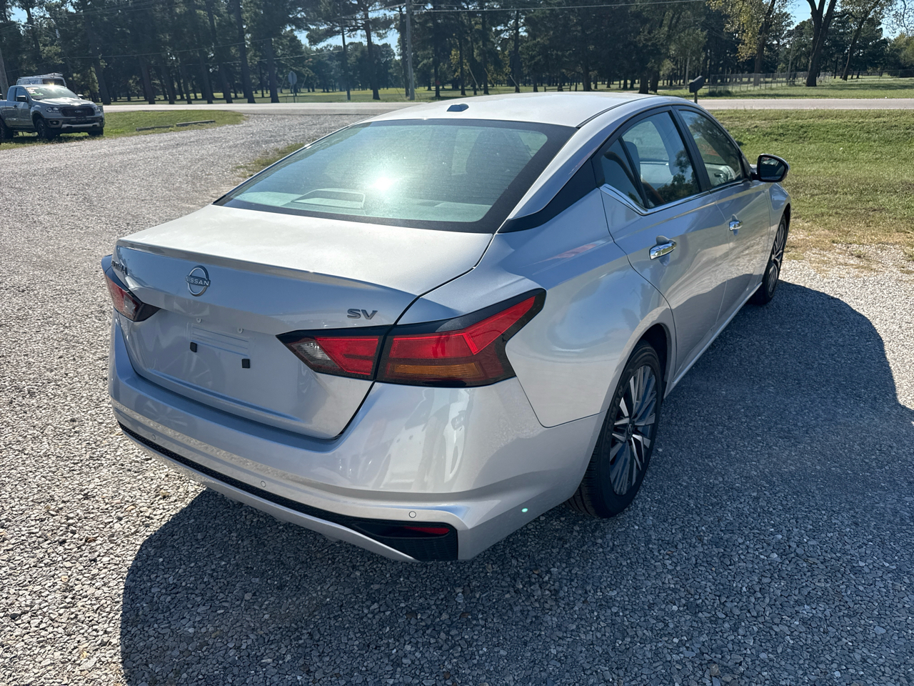 Nissan Altima SV 4D Sedan 2.5 2023