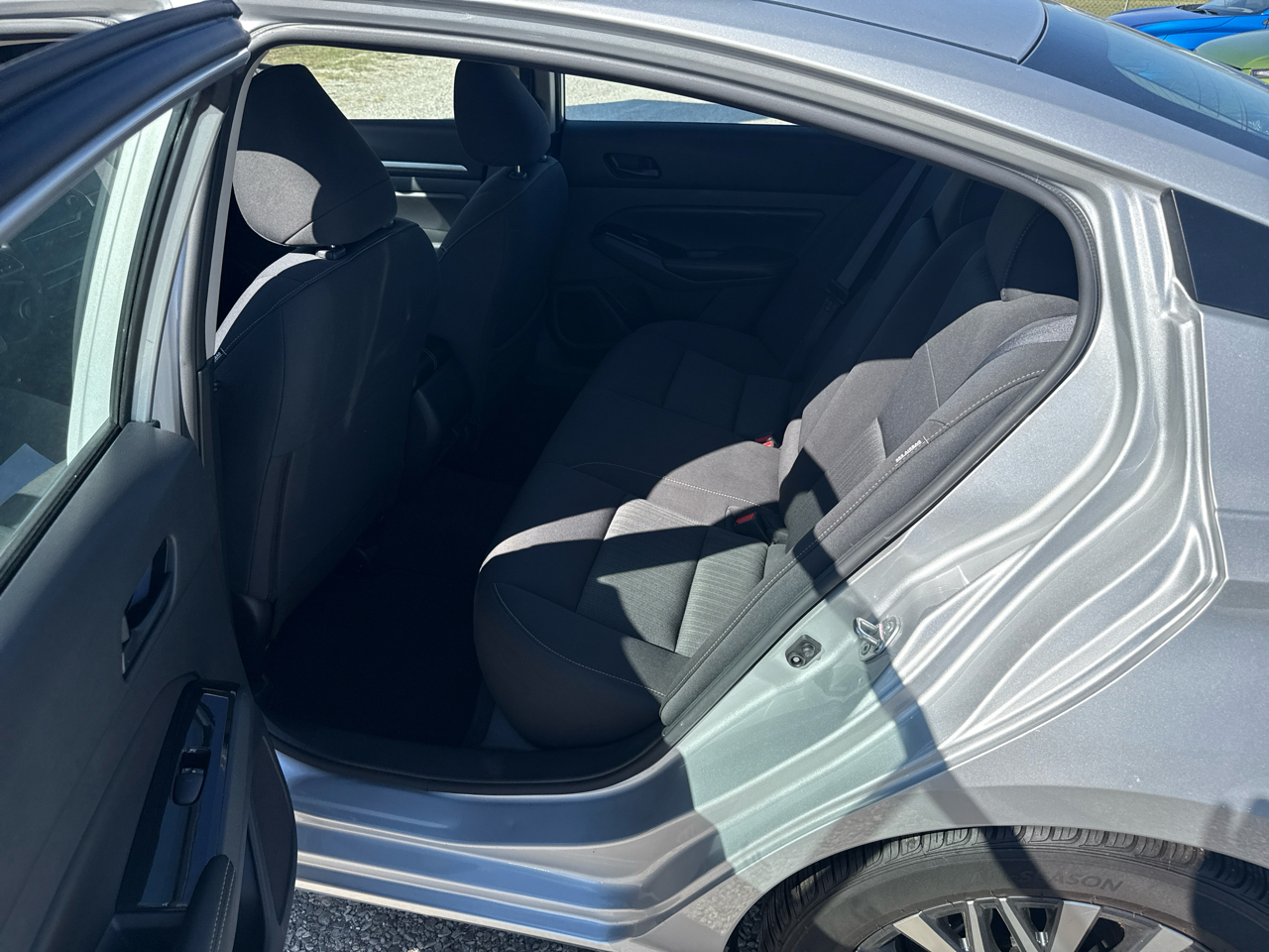 Nissan Altima SV 4D Sedan 2.5 2023