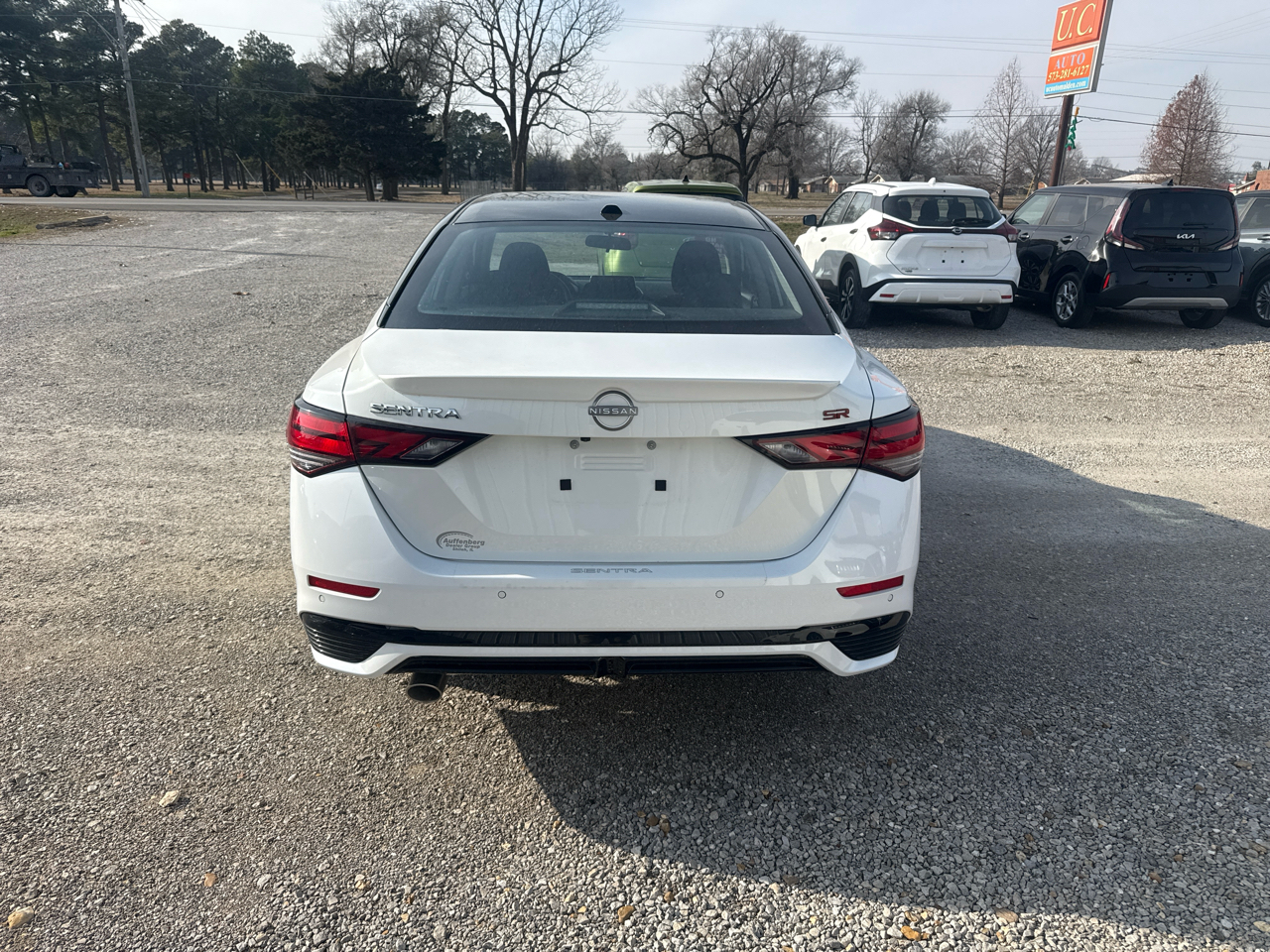 Nissan Sentra SR 4D Sedan 2025