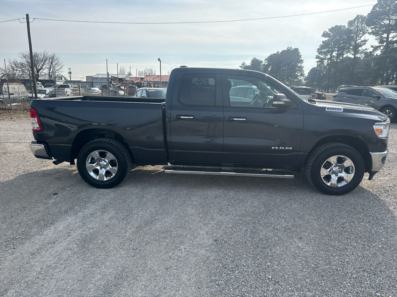 RAM 1500 Big Horn Quad Cab 4WD SWB 2020