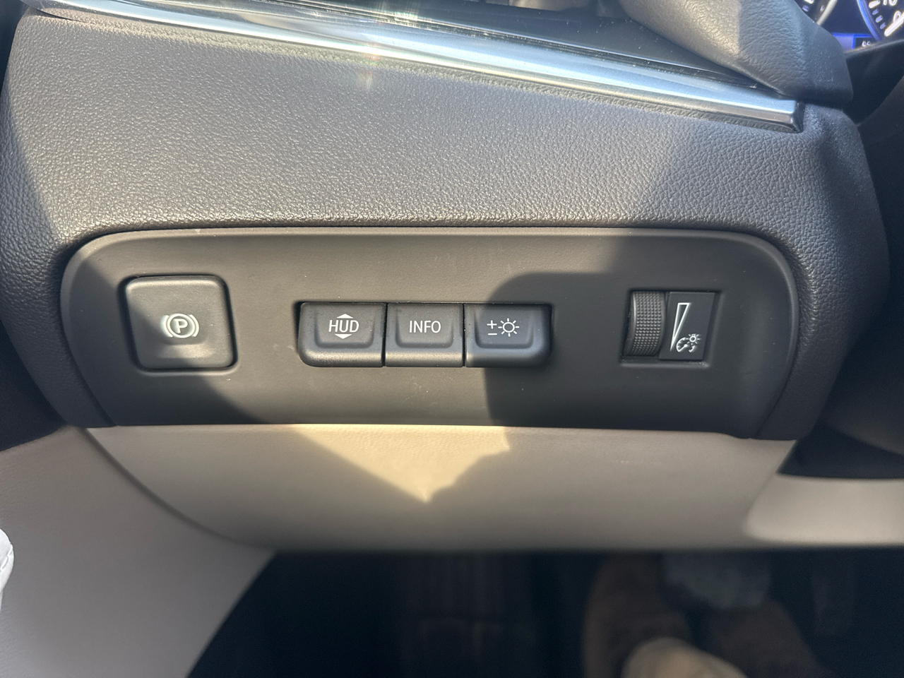 Buick Enclave Avenir 4D SUV FWD 2023