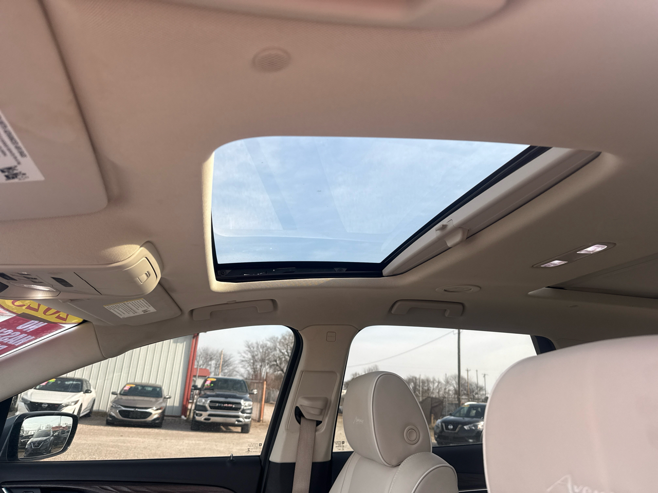 Buick Enclave Avenir 4D SUV FWD 2023