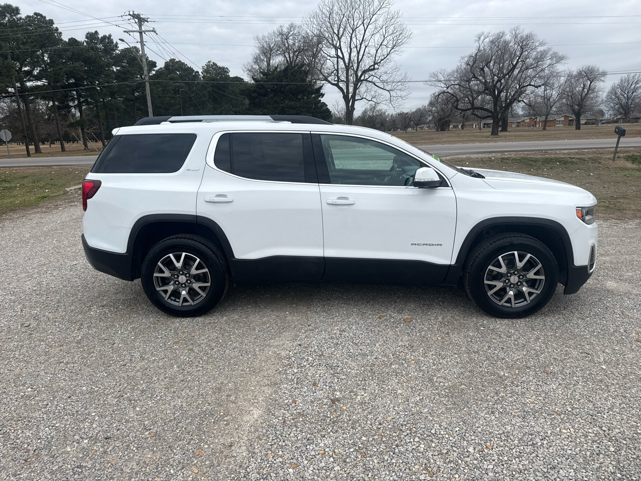GMC Acadia SLT 4D SUV FWD 2023