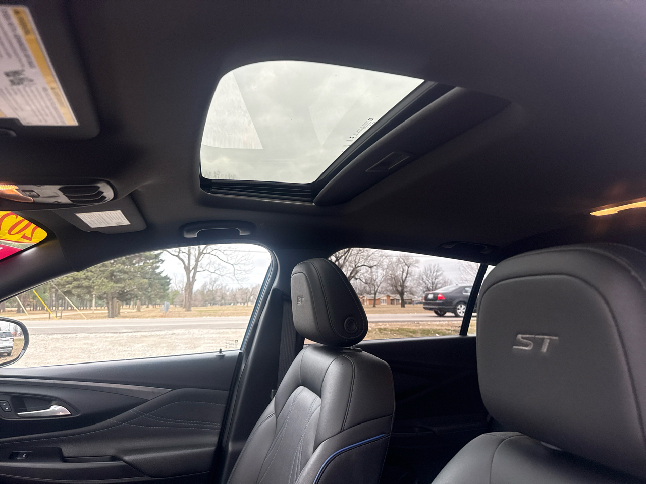 Buick Envista Sport Touring 4D SUV FWD 2024