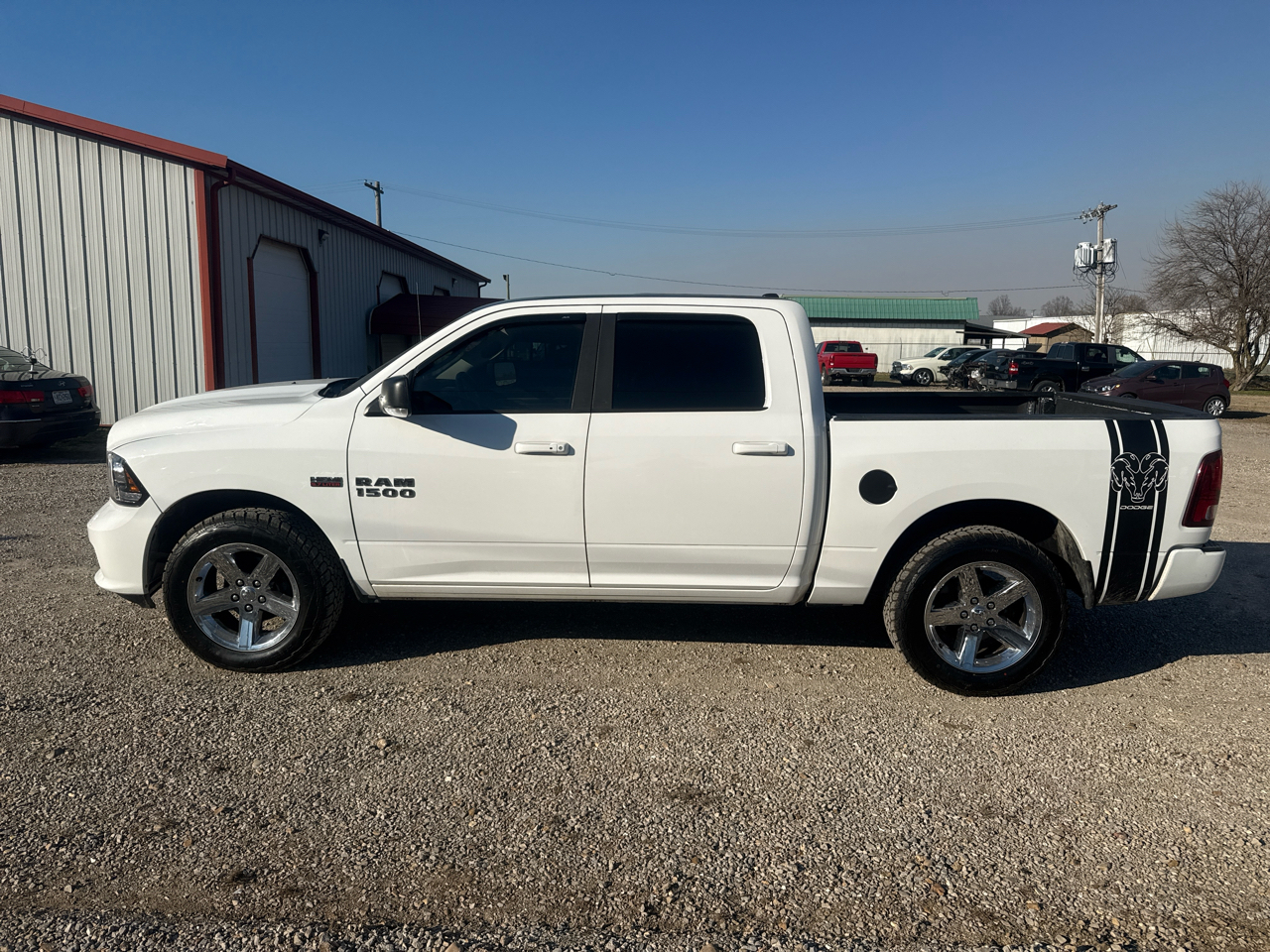 RAM 1500 4WD Crew Cab 149" Sport 2017