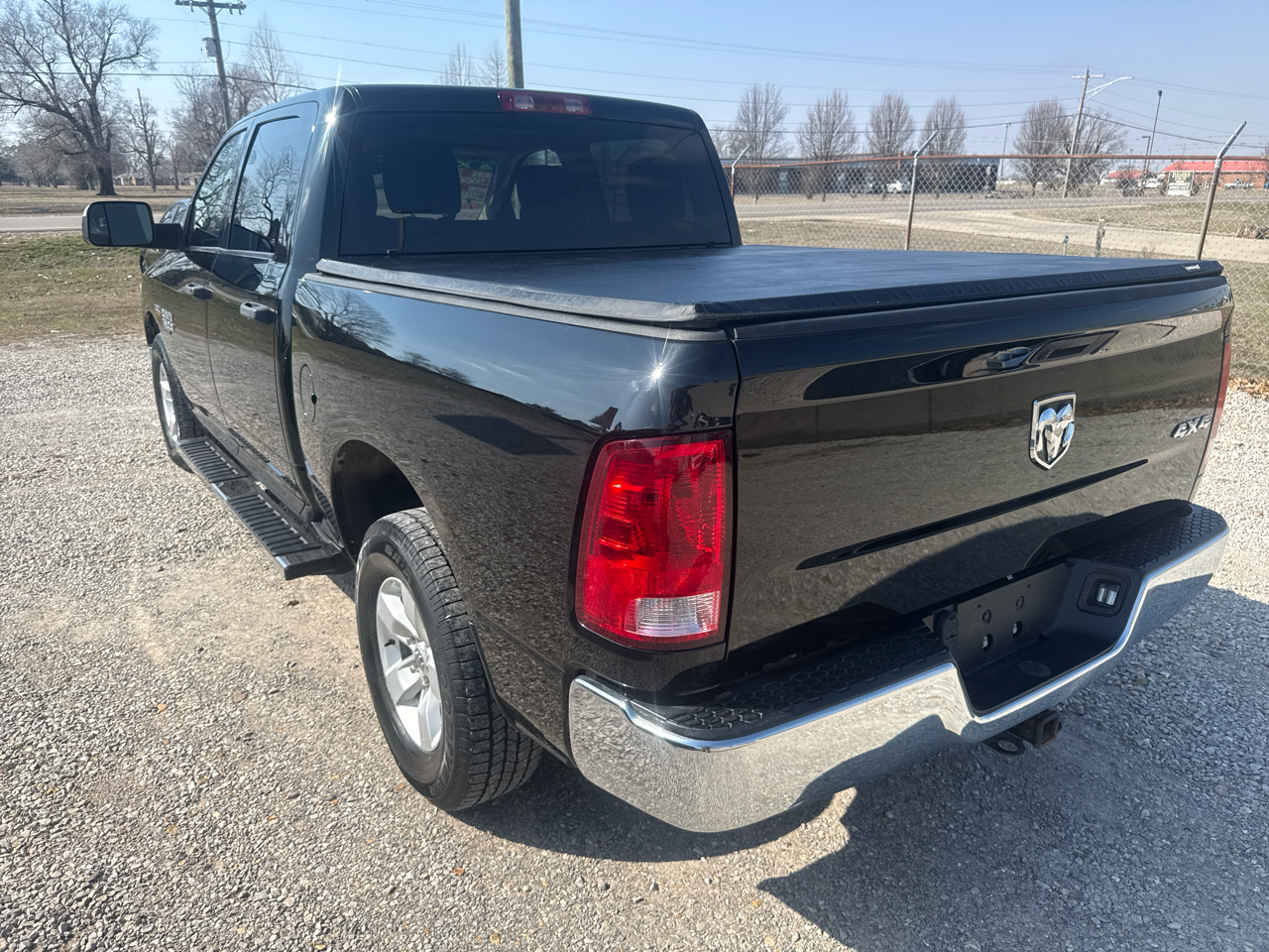 RAM 1500 DS Tradesman Crew Cab 4WD SWB 2021