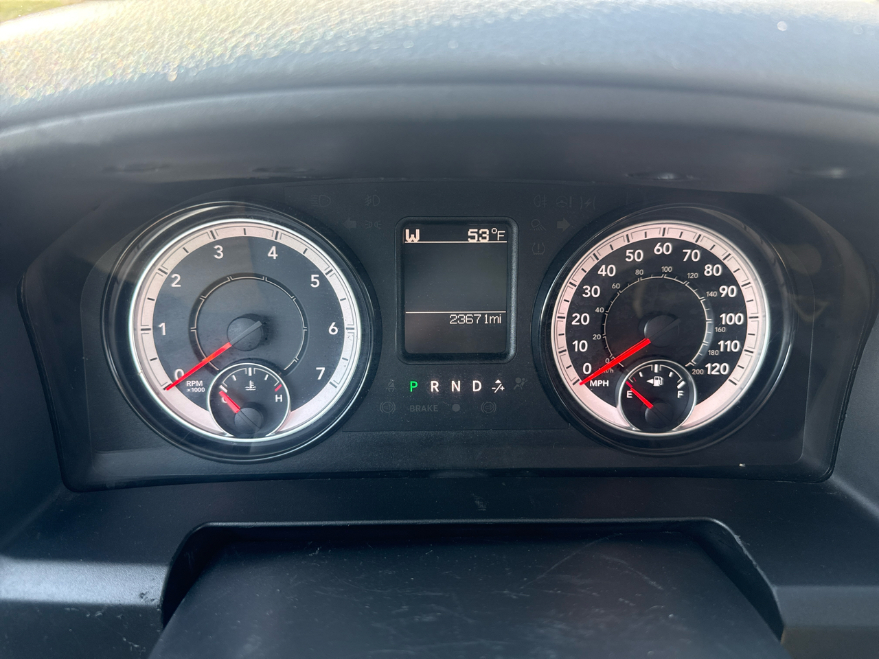 RAM 1500 DS Tradesman Crew Cab 4WD SWB 2021