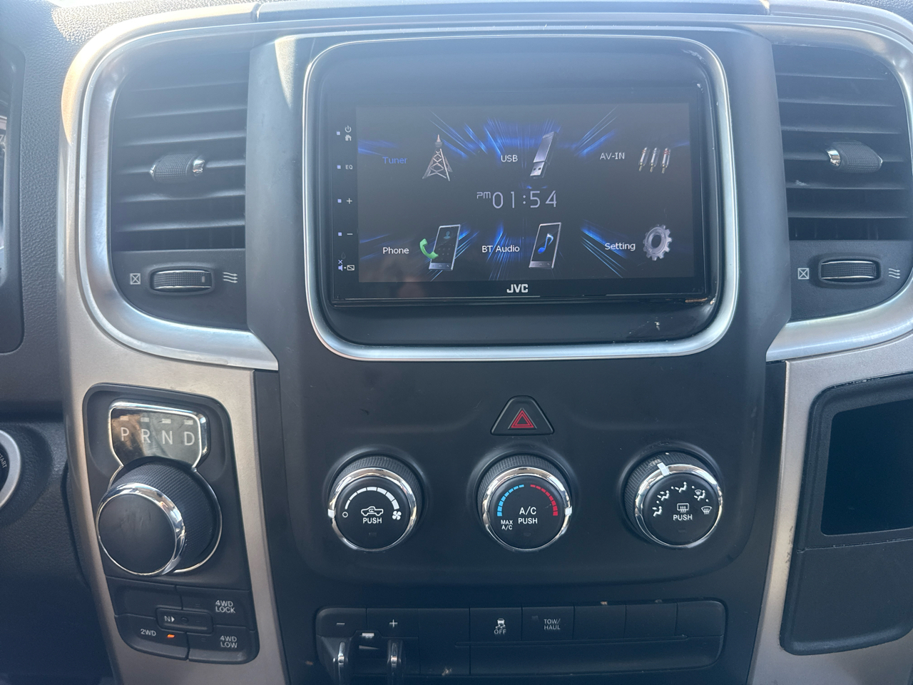 RAM 1500 DS Tradesman Crew Cab 4WD SWB 2021