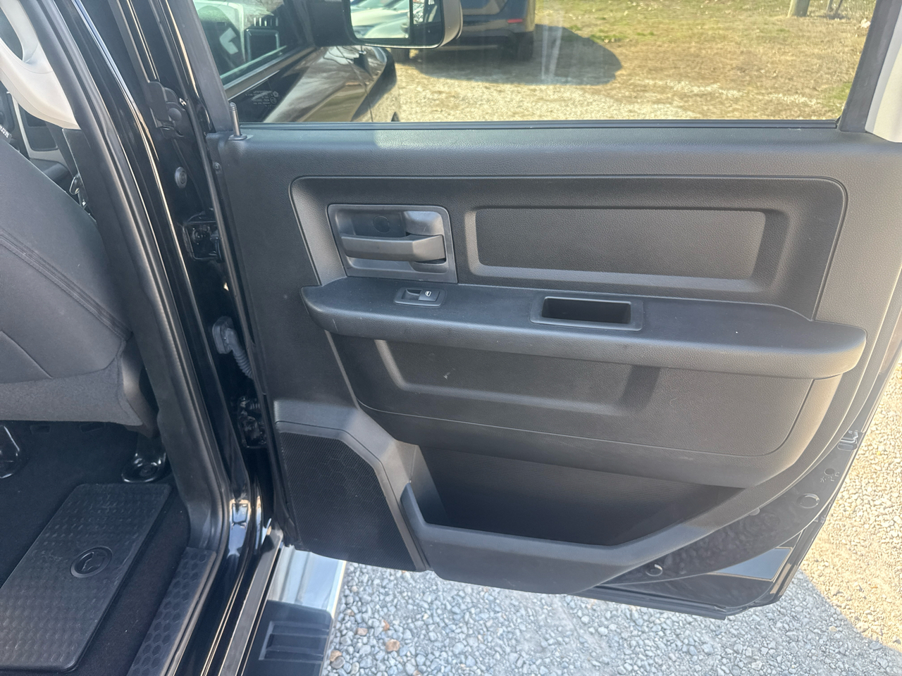 RAM 1500 DS Tradesman Crew Cab 4WD SWB 2021