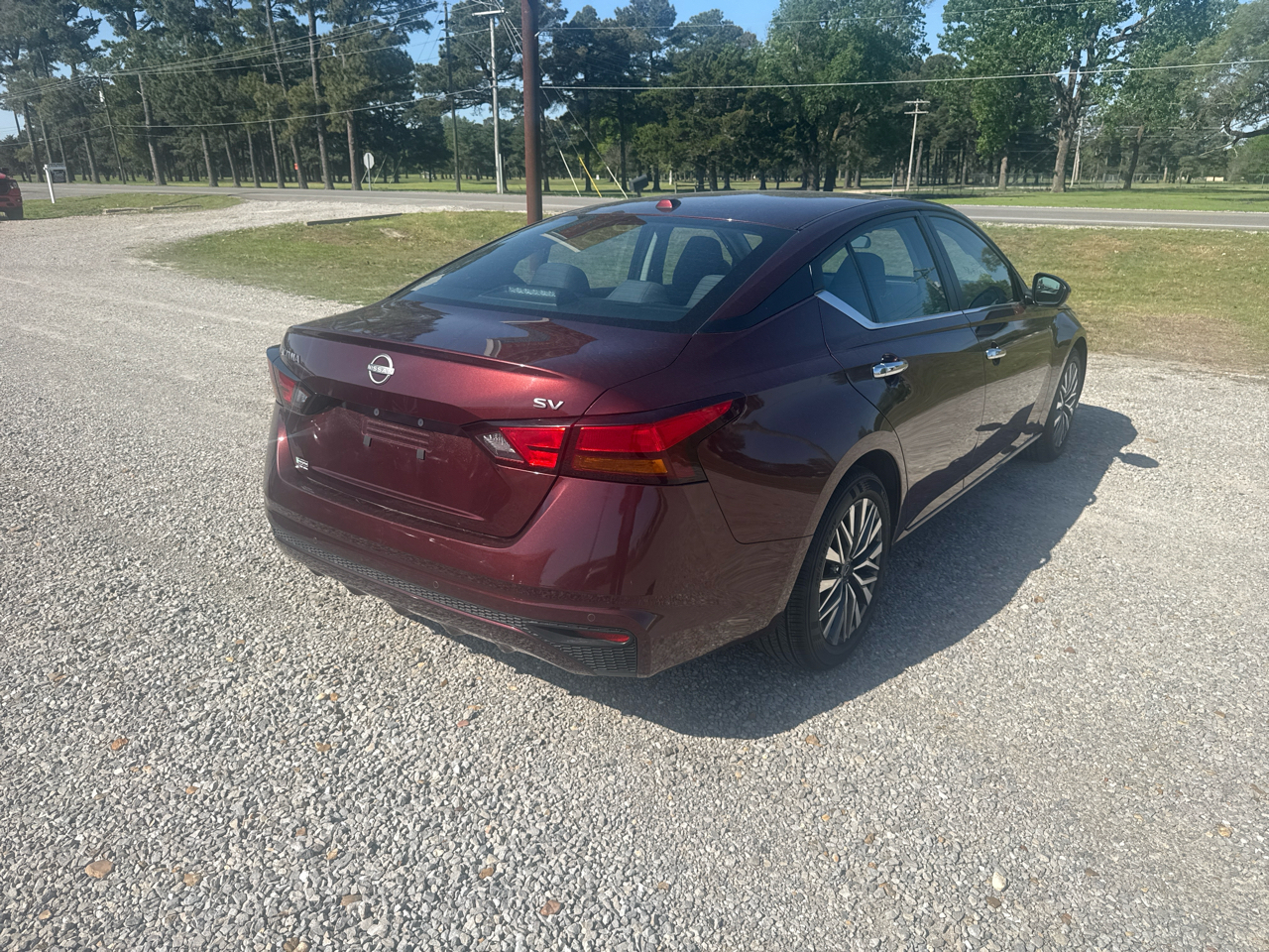Nissan Altima SV 4D Sedan 2.5 2023