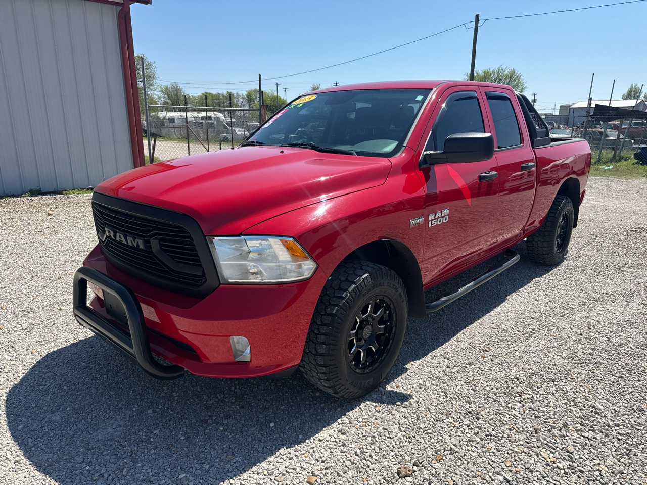 2015 RAM 1500 Express 4x4 Quad Cab 6'4" Box