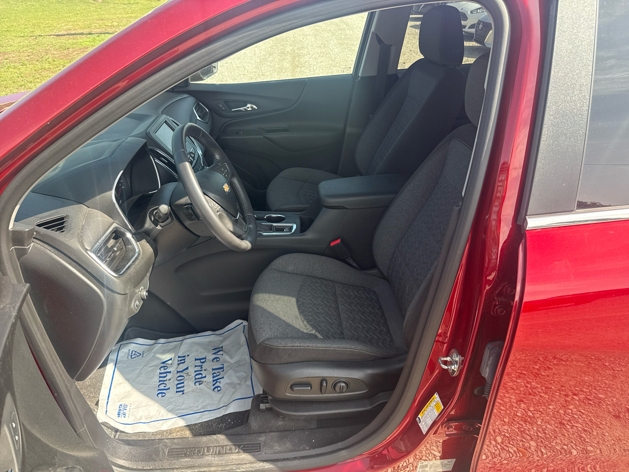 Chevrolet Equinox LT 4D SUV FWD 2022