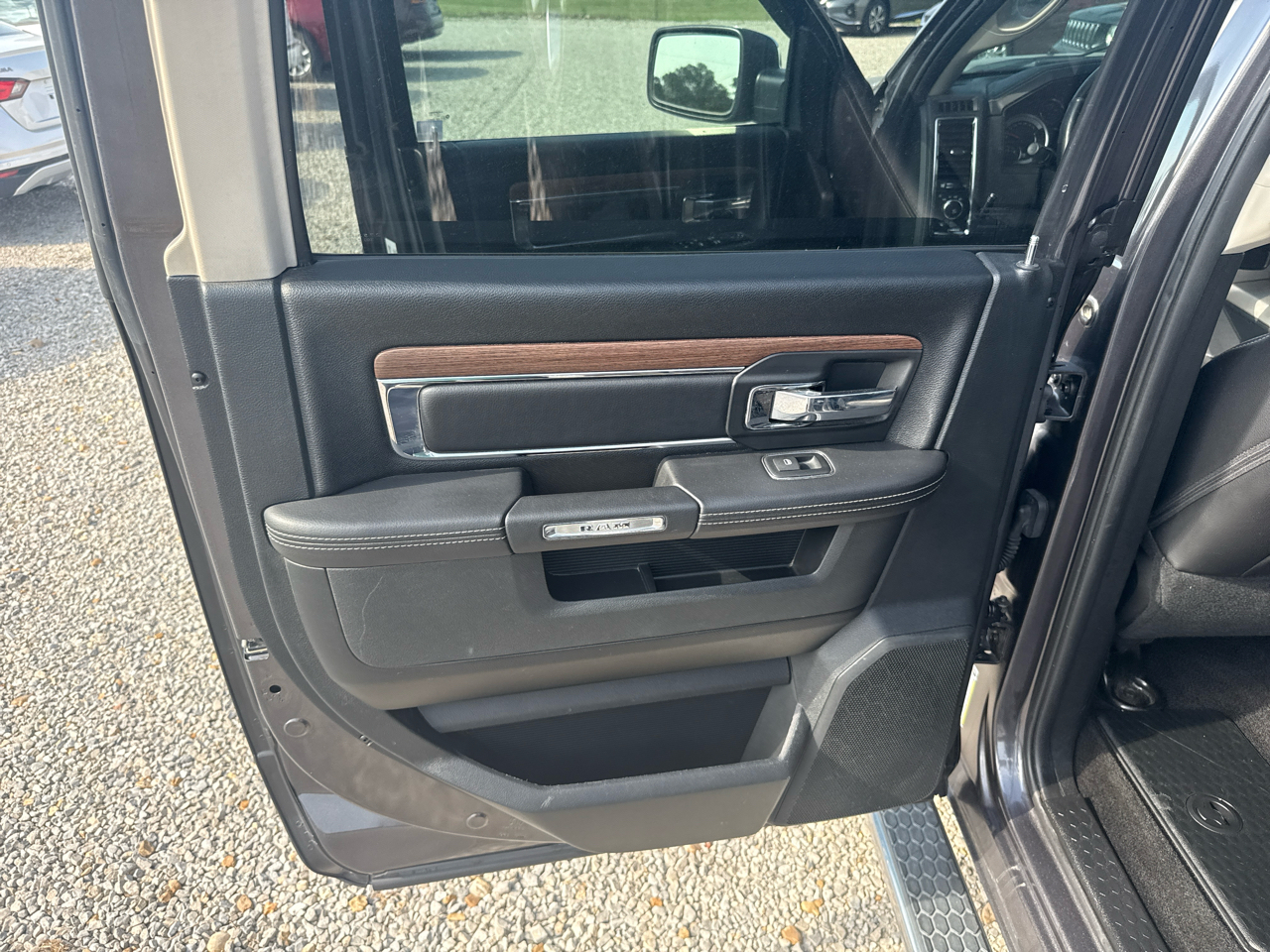 RAM 1500 Laramie Crew Cab 2017