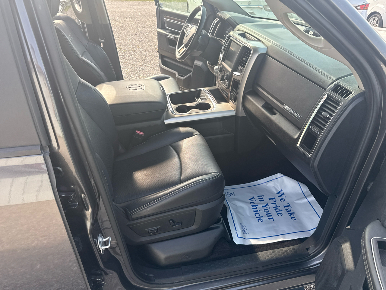 RAM 1500 Laramie Crew Cab 2017