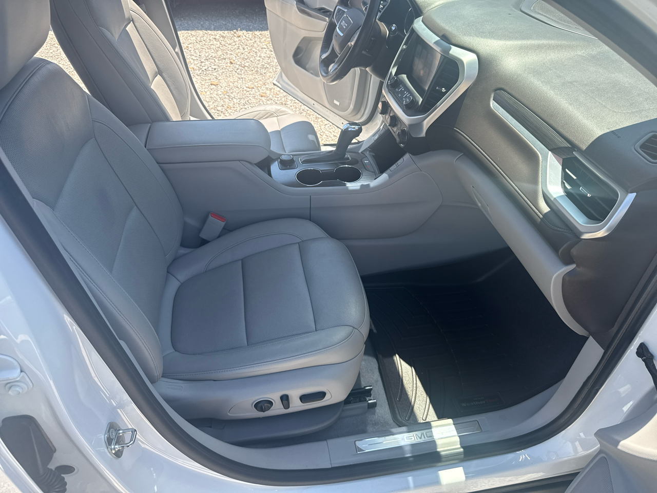 GMC Acadia SLT1 4D SUV FWD 2018