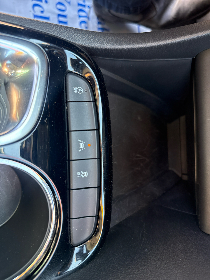 Buick Encore GX ST 4D SUV FWD 2024