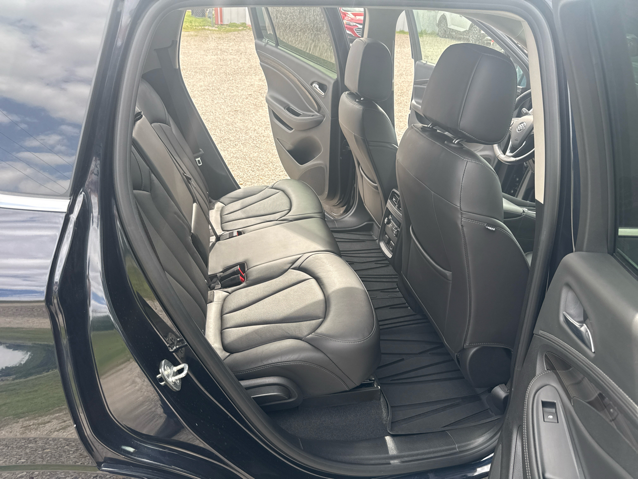 Buick Envision Essence 4D SUV FWD 2020