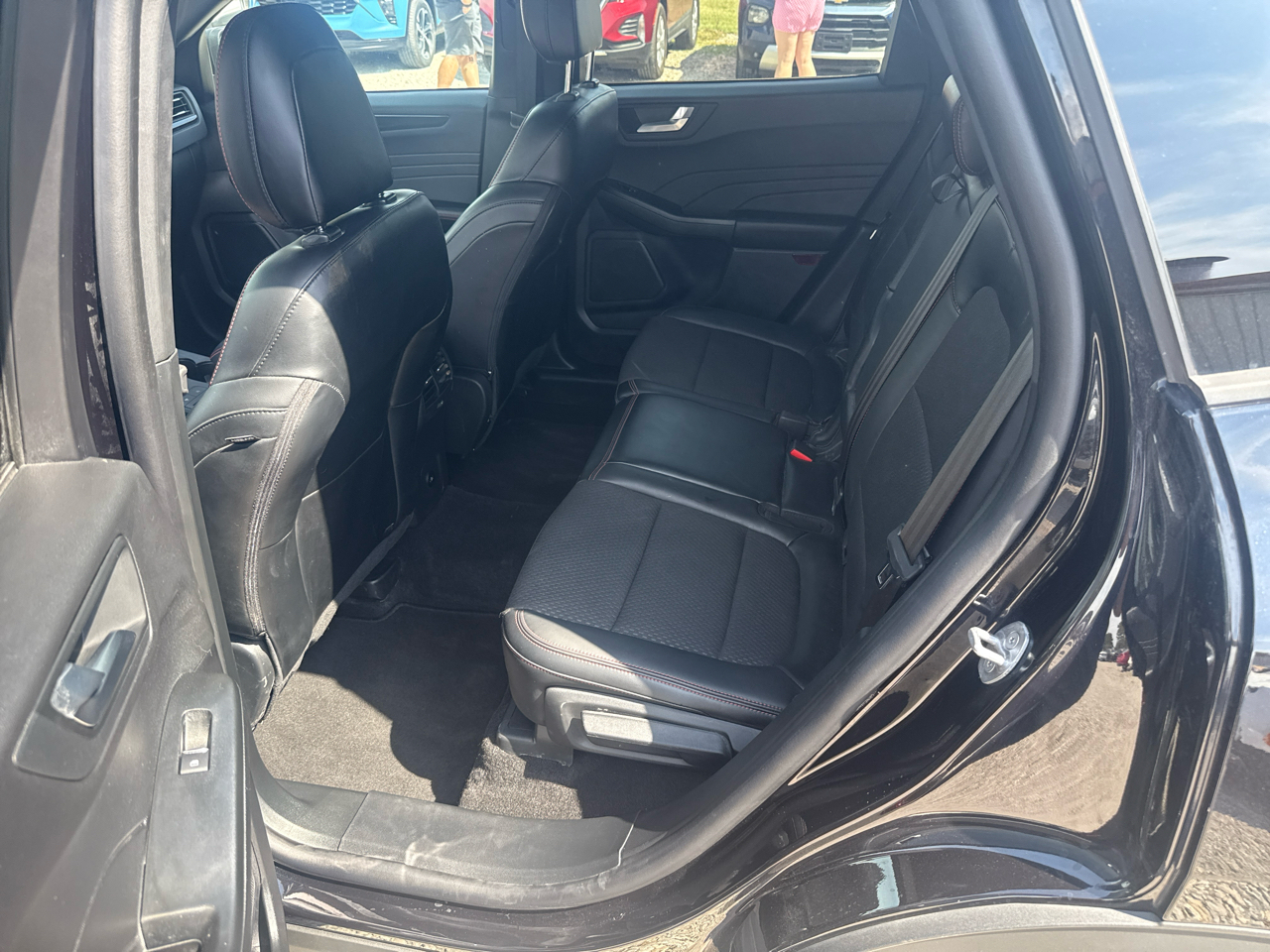 Ford Escape ST-Line 1.5L 4D SUV FWD 2025