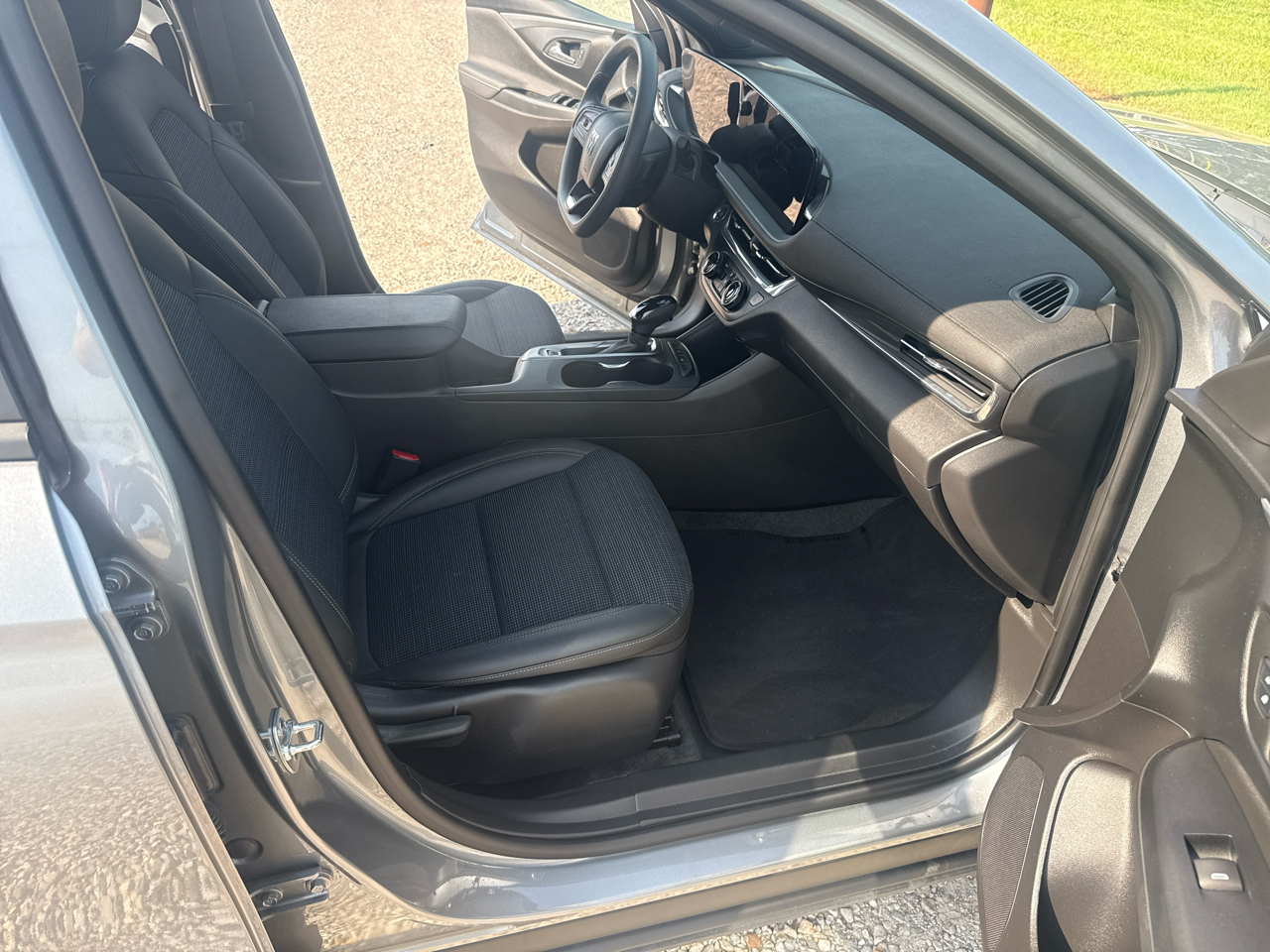 Buick Envista Preferred 4D SUV FWD 2025