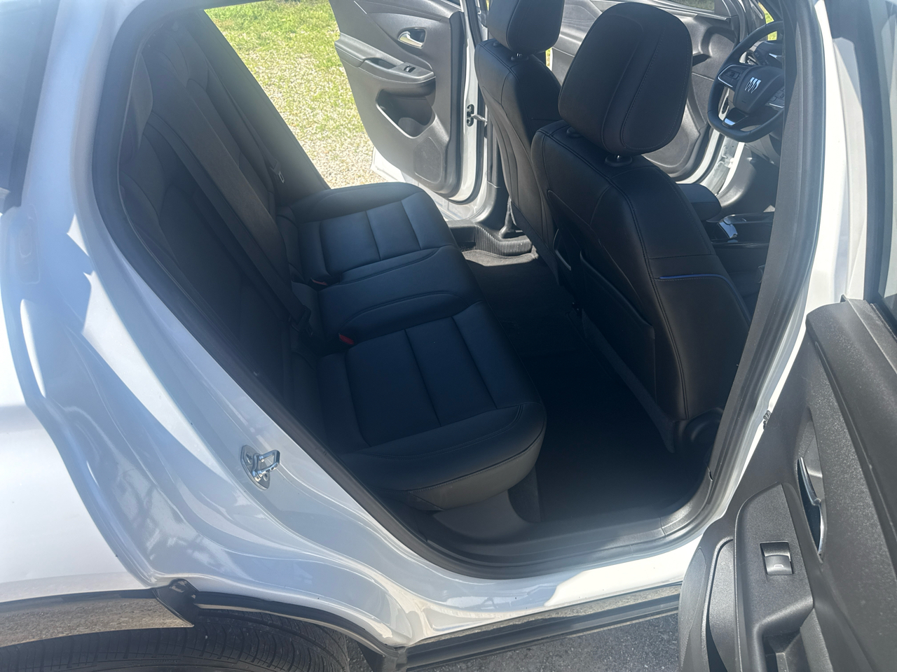 Buick Envista Sport Touring 4D SUV FWD 2024