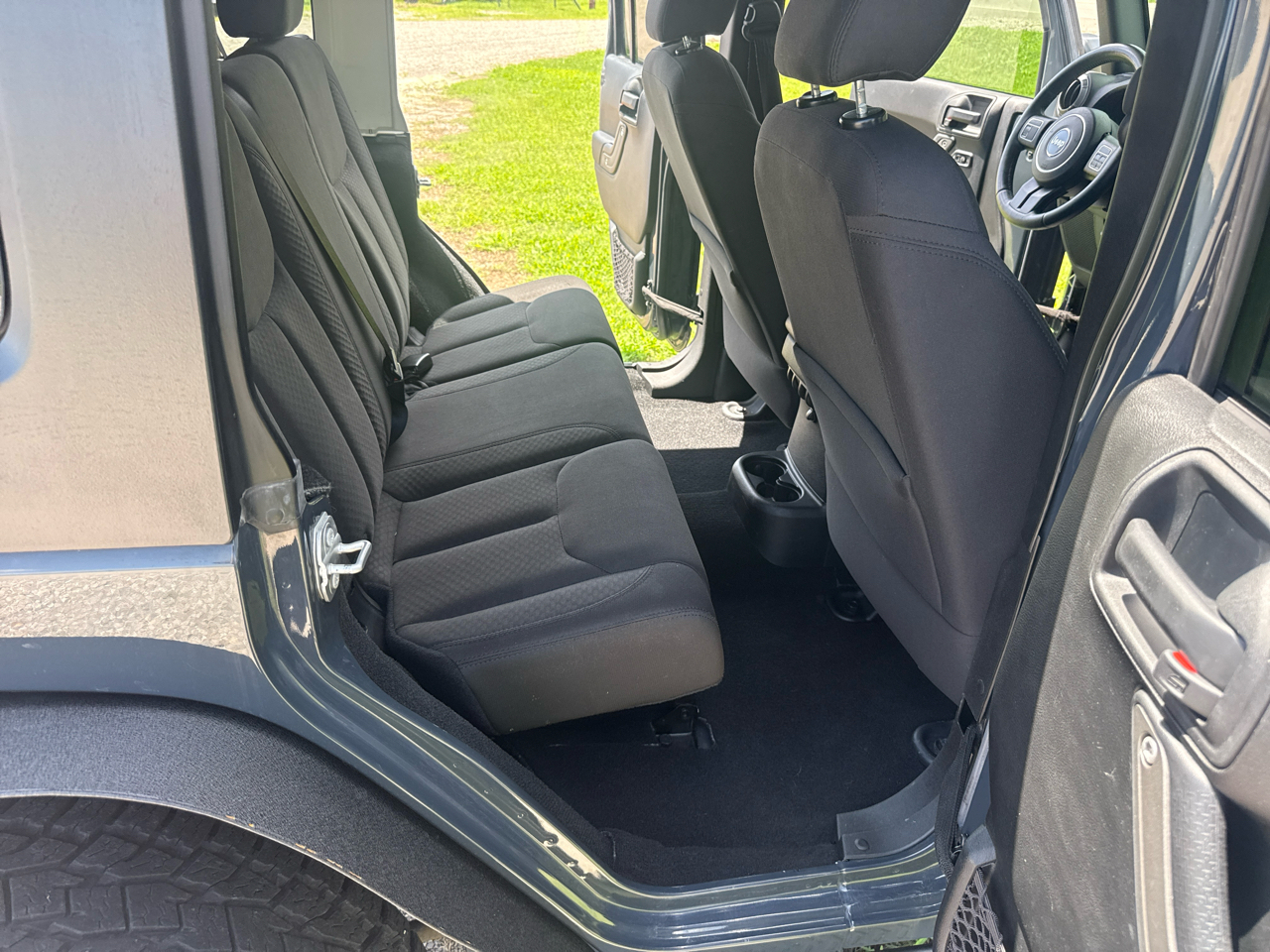 Jeep Wrangler Unlimited Sport 4WD 2017