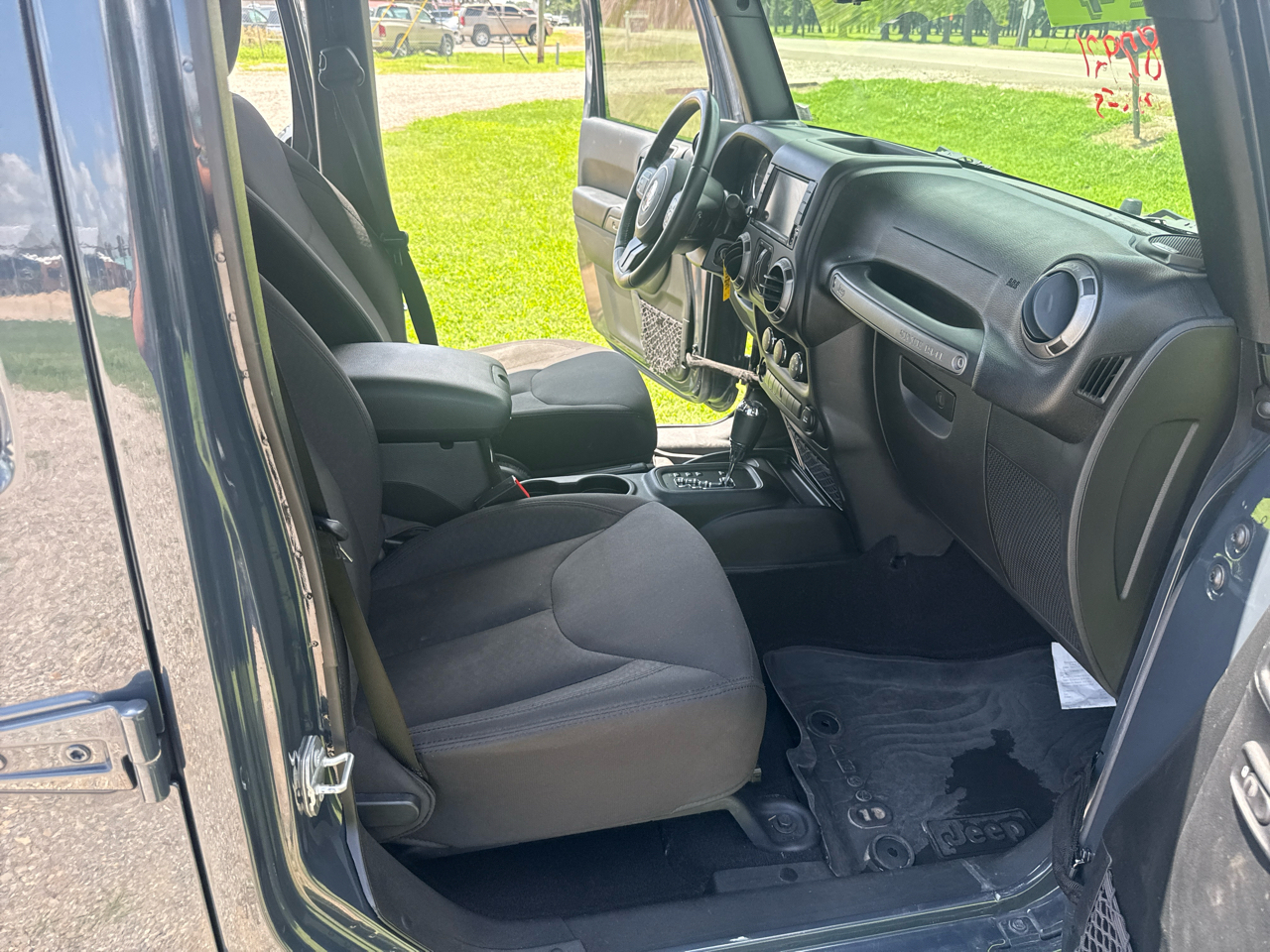 Jeep Wrangler Unlimited Sport 4WD 2017