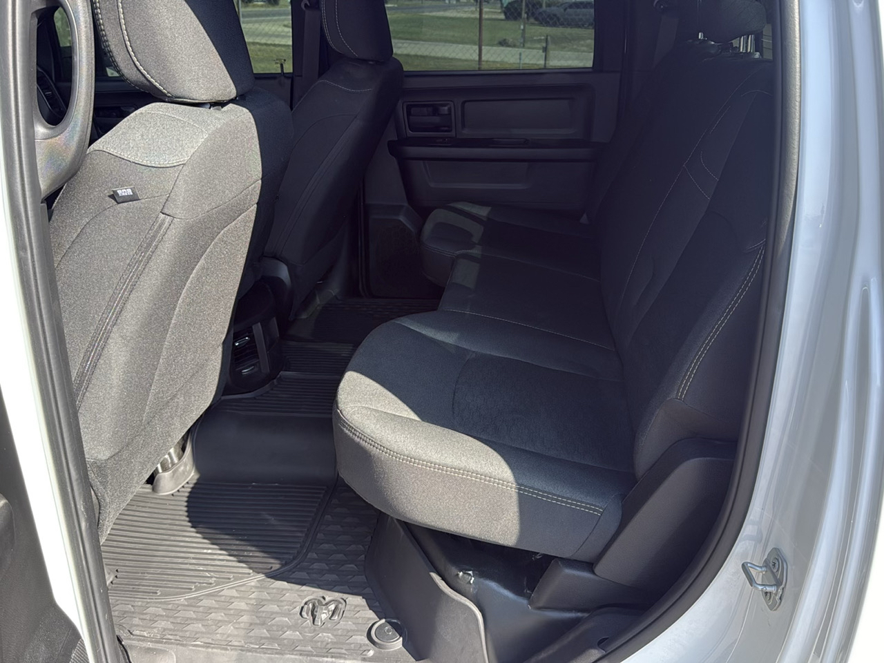 RAM 2500 Tradesman Crew Cab SWB 4WD 2026