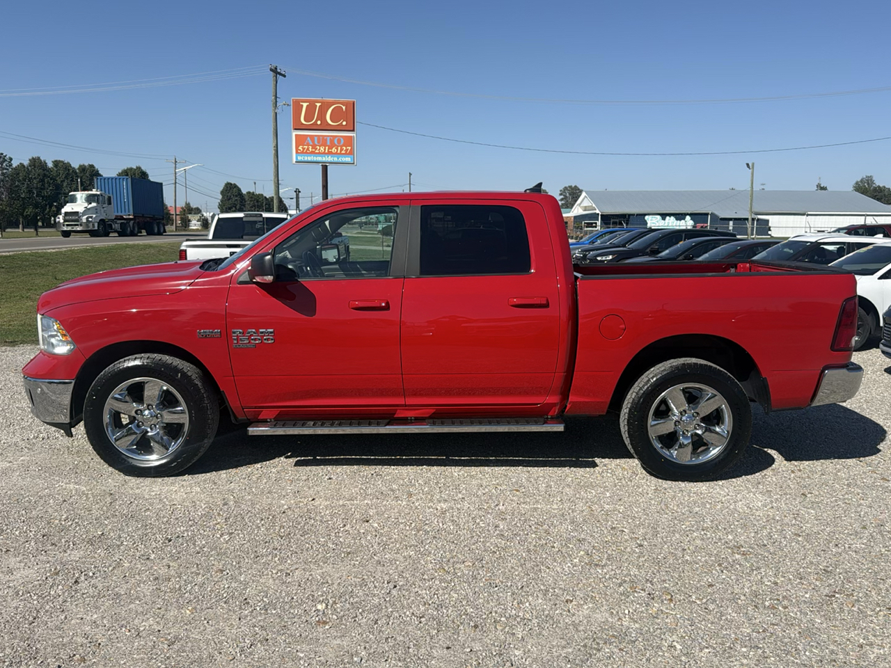 RAM 1500 Classic SLT 4x4 Crew Cab 5'7" Box 2019