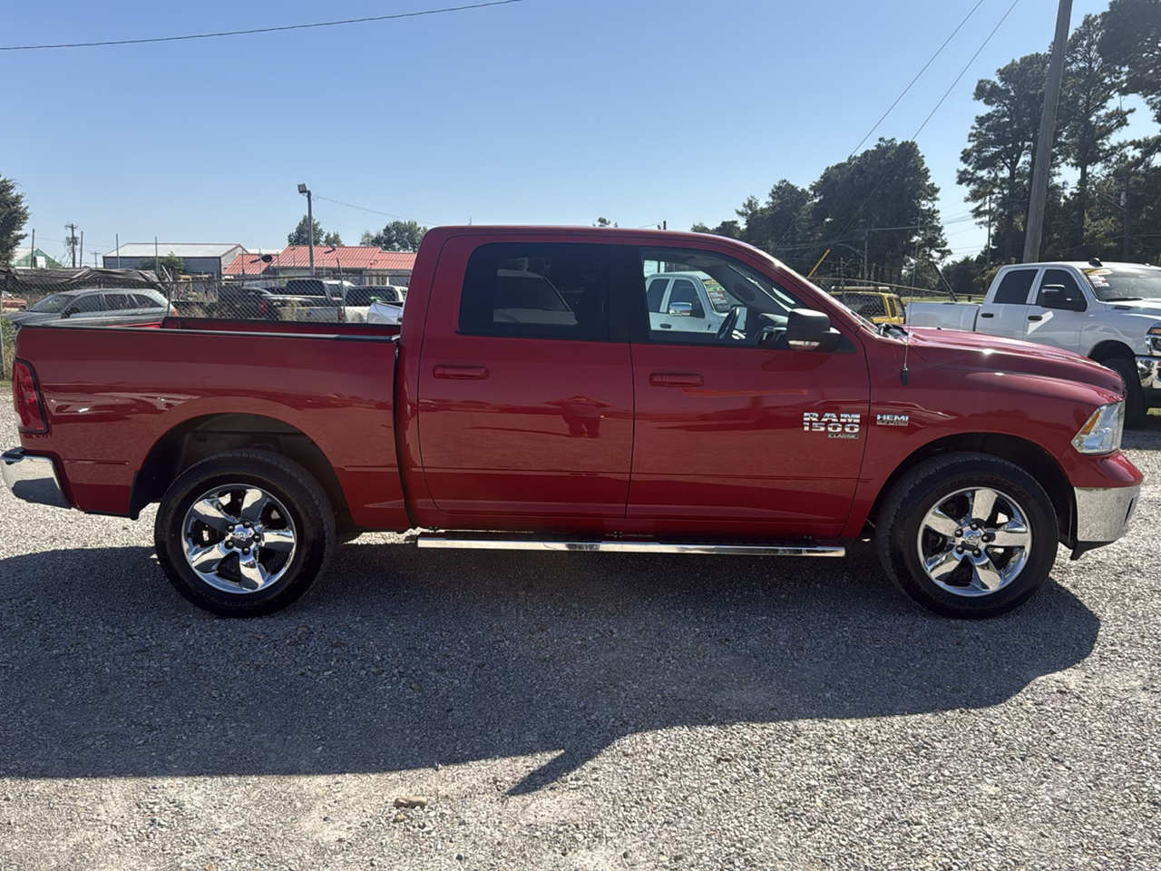 RAM 1500 Classic SLT 4x4 Crew Cab 5'7" Box 2019
