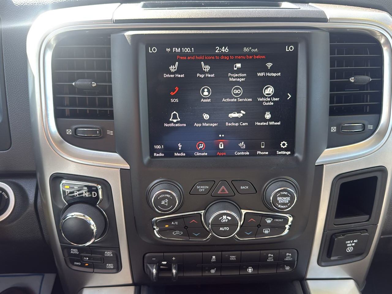 RAM 1500 Classic SLT 4x4 Crew Cab 5'7" Box 2019