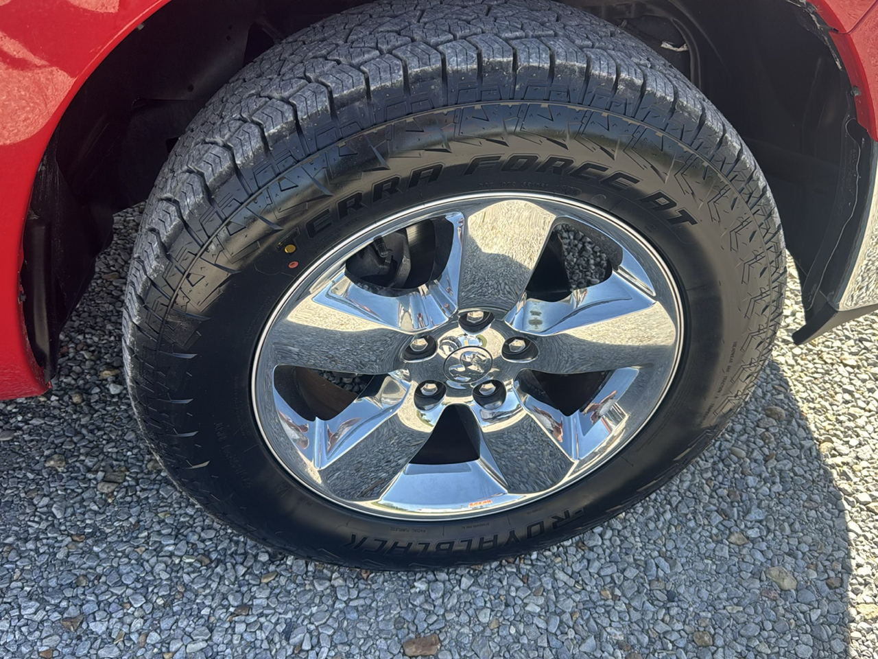 RAM 1500 Classic SLT 4x4 Crew Cab 5'7" Box 2019
