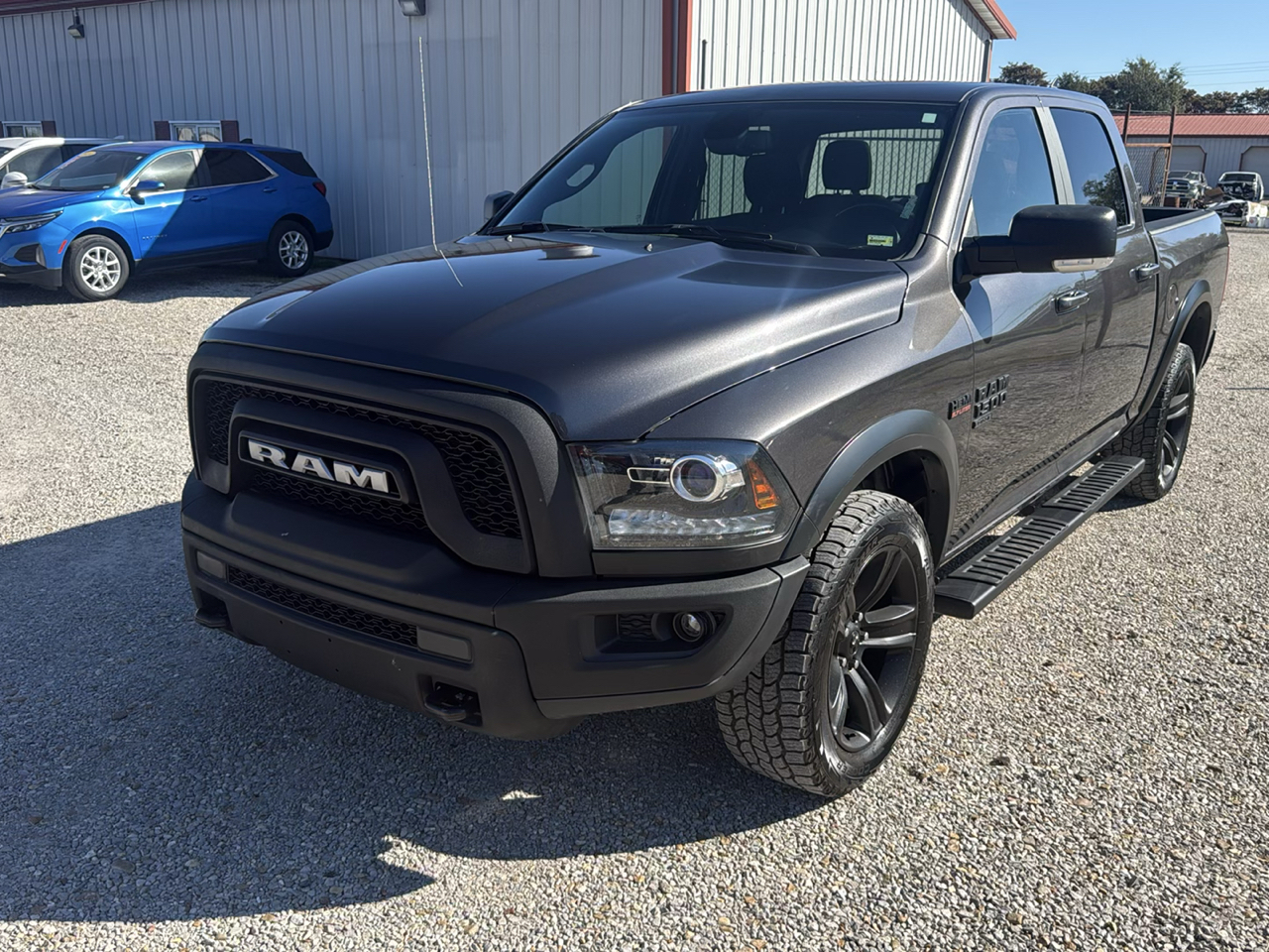 RAM 1500 Classic Warlock 4x4 Crew Cab 5'7" Box 2021