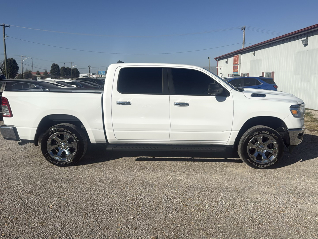 RAM 1500 Big Horn Crew Cab SWB 4WD 2023