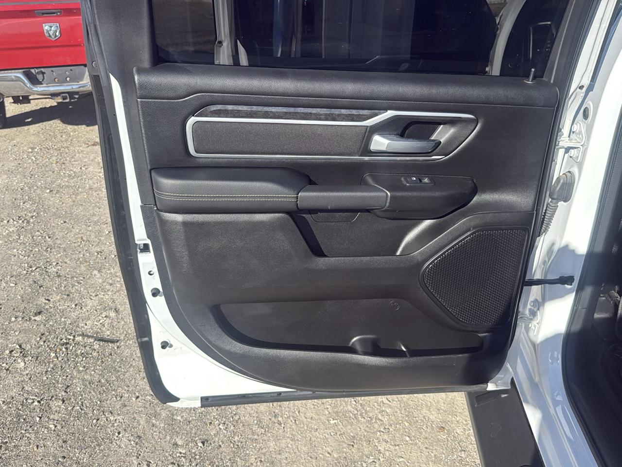 RAM 1500 Big Horn Crew Cab SWB 4WD 2023