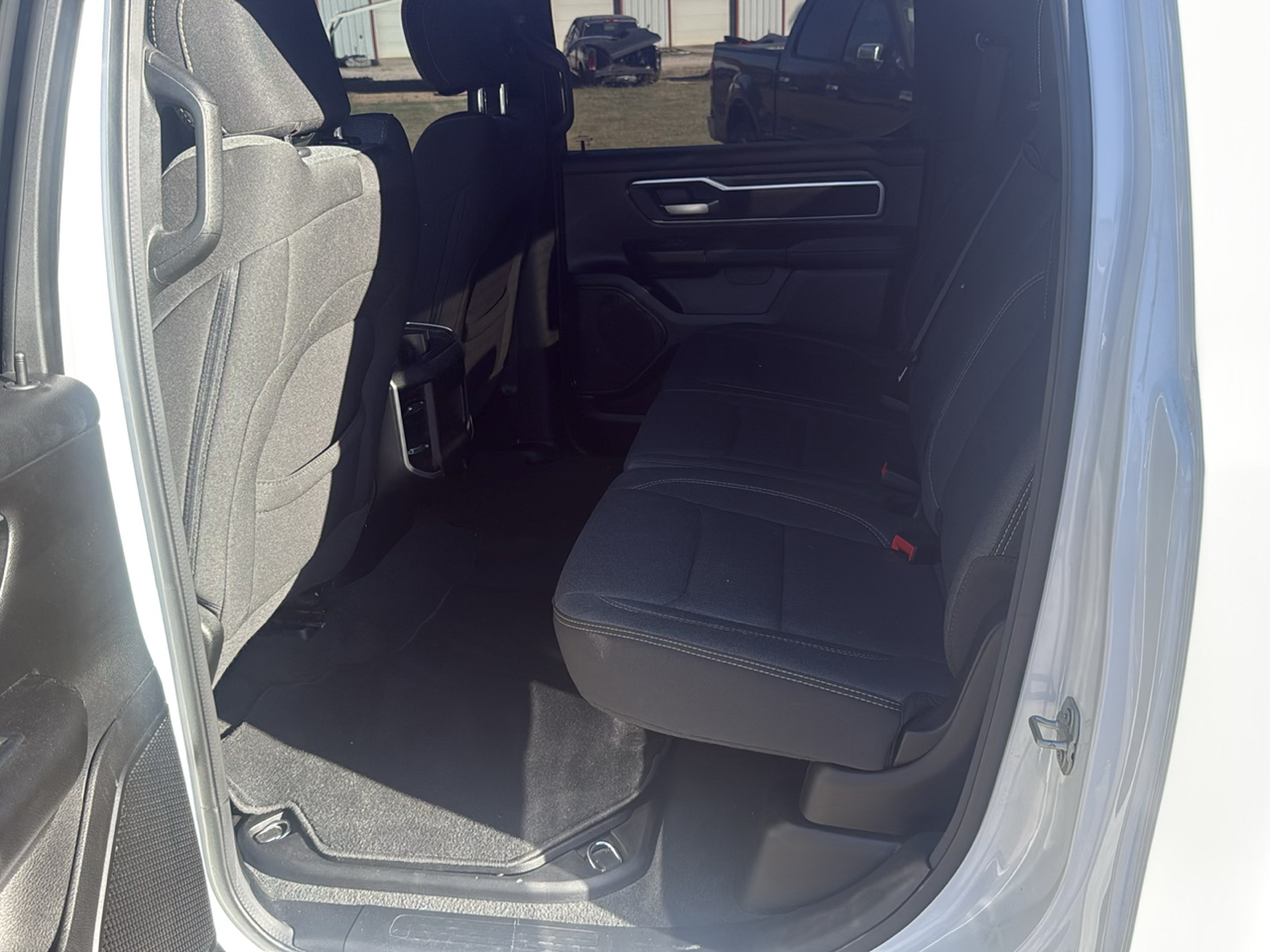 RAM 1500 Big Horn Crew Cab SWB 4WD 2023