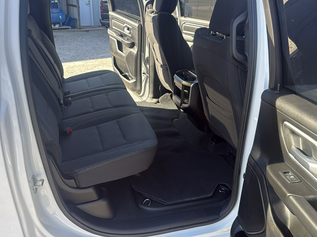 RAM 1500 Big Horn Crew Cab SWB 4WD 2023